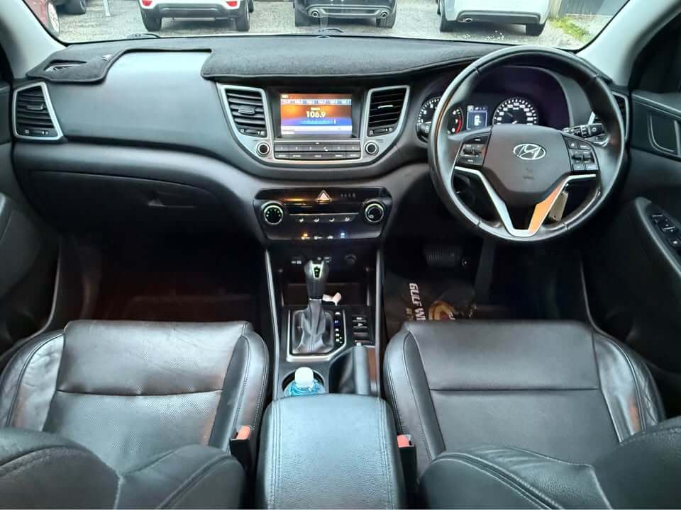 
								2015 Hyundai tucson full									
