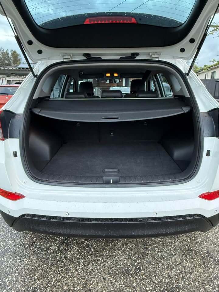 
								2015 Hyundai tucson full									