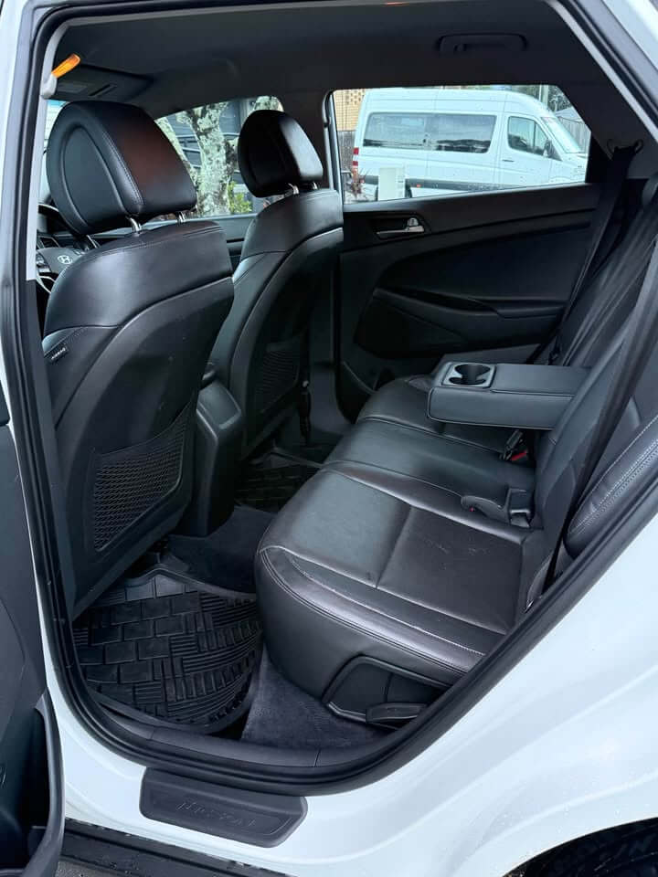 
								2015 Hyundai tucson full									